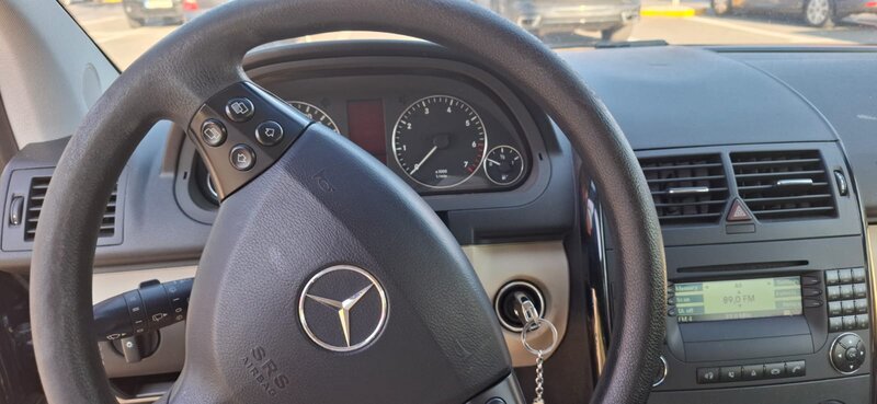 Mercedes-Benz A 170